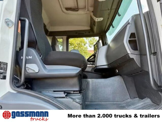 MAN TGS 33.400/6x4 BB/45, Heckkran PK 18002 EH-D - Camion plateau, Camion grue: photos 4 MAN TGS 33.400/6x4 BB/45, Heckkran PK 18002 EH-D - Camion plateau, Camion grue: photos 4