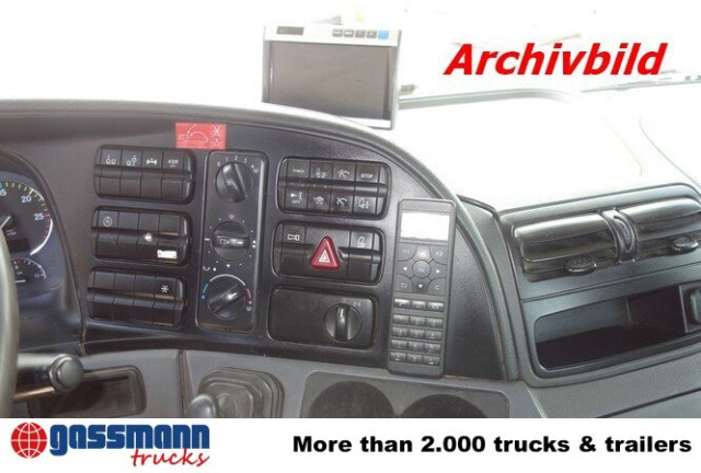 Mercedes-Benz Actros 2551L/6x2, Lenk-Liftachse V 8 Motor - Châssis cabine: photos 4 Mercedes-Benz Actros 2551L/6x2, Lenk-Liftachse V 8 Motor - Châssis cabine: photos 4