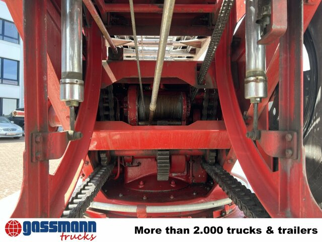 Mercedes-Benz LF 311 3250/3500 - Oldtimer Feuerwehrfahrzeug - Camion de pompier: photos 5 Mercedes-Benz LF 311 3250/3500 - Oldtimer Feuerwehrfahrzeug - Camion de pompier: photos 5