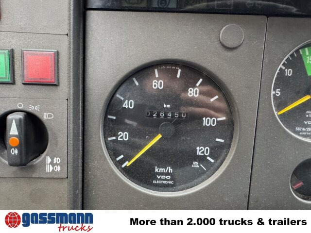 Mercedes-Benz LK 814 F 4x2 Doka, Löschfahrzeug LF8/6 - Camion de pompier: photos 2 Mercedes-Benz LK 814 F 4x2 Doka, Löschfahrzeug LF8/6 - Camion de pompier: photos 2