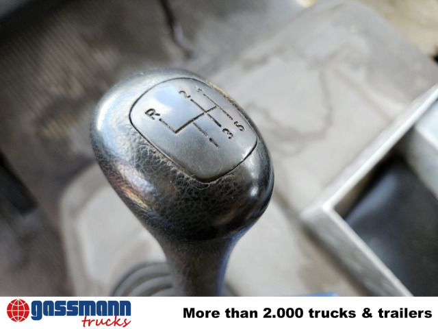 Mercedes-Benz SK 1222 AF 4x4 Doka, TLF16/25 - Camion de pompier: photos 5 Mercedes-Benz SK 1222 AF 4x4 Doka, TLF16/25 - Camion de pompier: photos 5