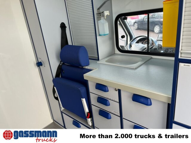 Mercedes-Benz Sprinter 313 CDI 4x2, Rettungswagen - Fourgon utilitaire: photos 3 Mercedes-Benz Sprinter 313 CDI 4x2, Rettungswagen - Fourgon utilitaire: photos 3