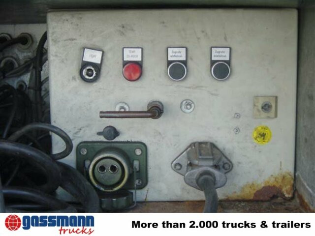 SCHIER Kofferanhänger mit Hubboden - Remorque fourgon: photos 4 SCHIER Kofferanhänger mit Hubboden - Remorque fourgon: photos 4