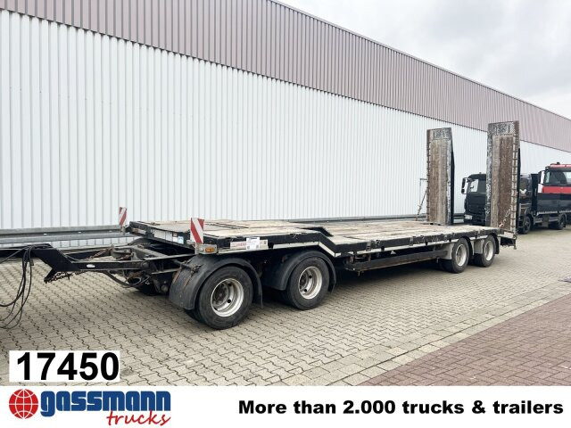 Schwarzmüller T4 G-Serie, Schwenkzugöse, Verbr. auf 3m, - Remorque porte-engin surbaissée: photos 1 Schwarzmüller T4 G-Serie, Schwenkzugöse, Verbr. auf 3m, - Remorque porte-engin surbaissée: photos 1