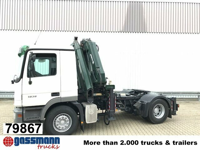 Mercedes-Benz Actros 1836 LS 4x2 mit Kran MKG HLK 330HP - Tracteur routier: photos 1 Mercedes-Benz Actros 1836 LS 4x2 mit Kran MKG HLK 330HP - Tracteur routier: photos 1