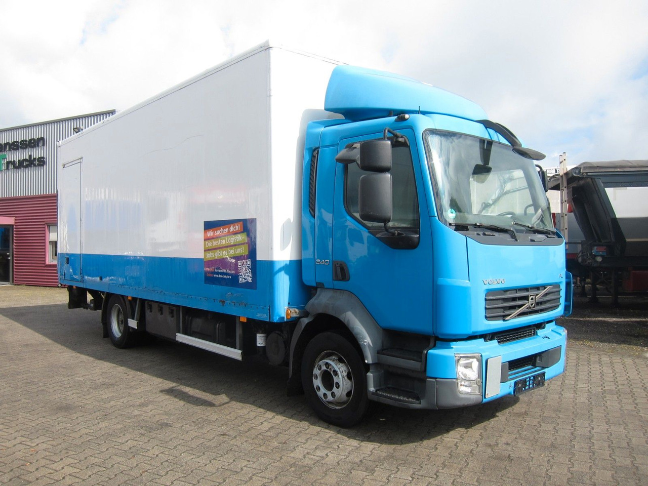 Volvo FL 240 12T Koffer KBW Manual - Camion fourgon: photos 1 Volvo FL 240 12T Koffer KBW Manual - Camion fourgon: photos 1