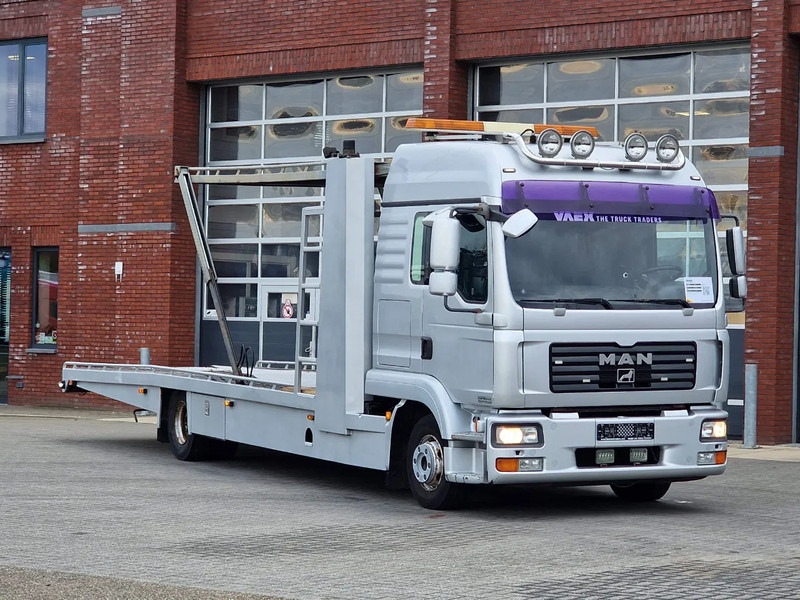 MAN TGL 12.240 4x2 Cartransporter - 12T - AS Tronic - Hydraulic deck - Sleeper cab - Camion porte-voitures: photos 2 MAN TGL 12.240 4x2 Cartransporter - 12T - AS Tronic - Hydraulic deck - Sleeper cab - Camion porte-voitures: photos 2