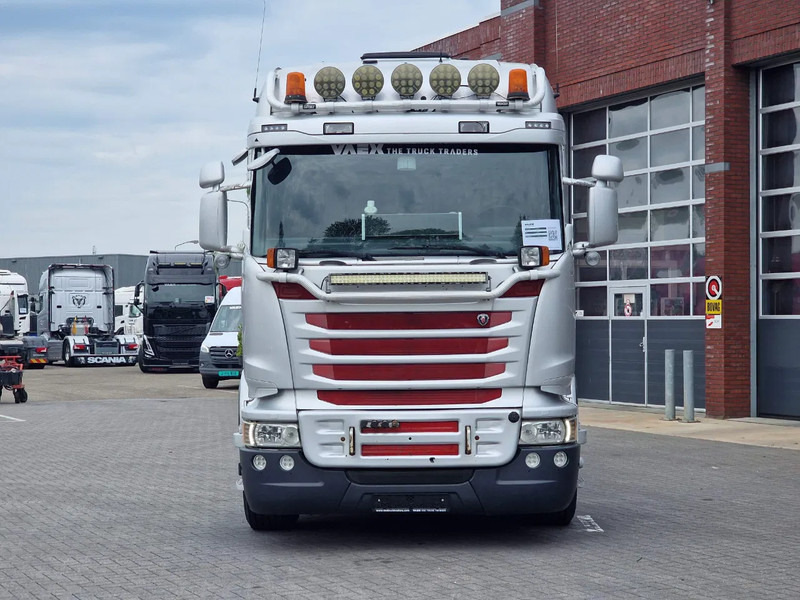 Scania R490 8x4*4 - HIAB XR24SL58 24T hooklift - Euro 6 - Full air - Steering axle - Camion ampliroll: photos 2 Scania R490 8x4*4 - HIAB XR24SL58 24T hooklift - Euro 6 - Full air - Steering axle - Camion ampliroll: photos 2