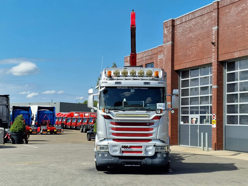 Scania R490 8x4*4 - HIAB XR24SL58 24T hooklift - Euro 6 - Full air - Steering axle - Camion ampliroll: photos 4 Scania R490 8x4*4 - HIAB XR24SL58 24T hooklift - Euro 6 - Full air - Steering axle - Camion ampliroll: photos 4