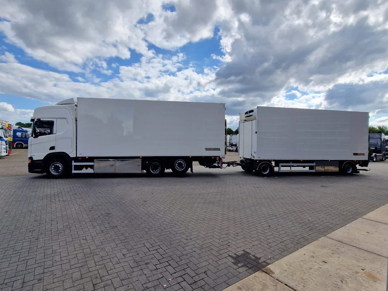 Scania R500 NGS 6x2*4 BussBygg Thermoking T-1000R frigo + 2020 HFR BussBygg trailer Thermoking T-1000R - Loadlift - Camion isothermique: photos 4 Scania R500 NGS 6x2*4 BussBygg Thermoking T-1000R frigo + 2020 HFR BussBygg trailer Thermoking T-1000R - Loadlift - Camion isothermique: photos 4