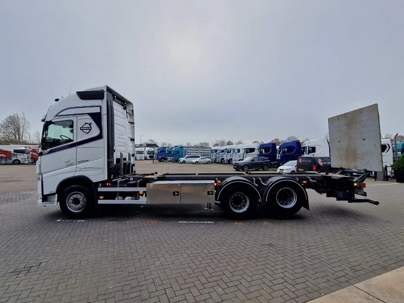 Volvo FH 13.500 Globetrotter XL 6x2 - BDF - Loadlift - I Save - Full air - Navi - Camion porte-conteneur/ Caisse mobile: photos 4 Volvo FH 13.500 Globetrotter XL 6x2 - BDF - Loadlift - I Save - Full air - Navi - Camion porte-conteneur/ Caisse mobile: photos 4