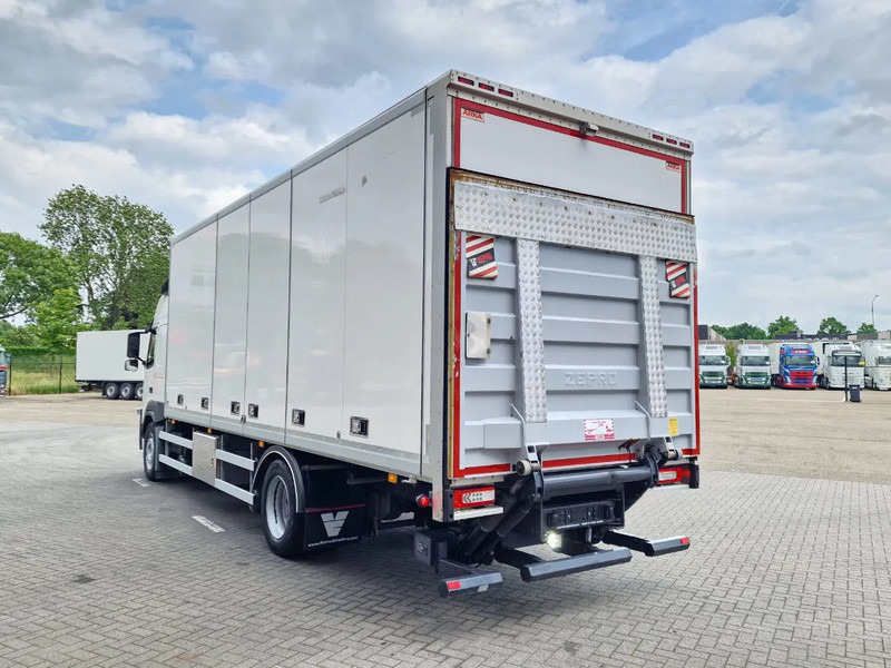 Volvo FM 330 Globetrotter 4x2 Box with sidedoors - Loadlift - Low KM - Full air - Camion fourgon: photos 5 Volvo FM 330 Globetrotter 4x2 Box with sidedoors - Loadlift - Low KM - Full air - Camion fourgon: photos 5