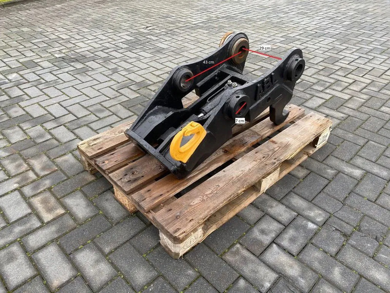 ABL QUICK COUPLER | SNELWISSEL | SCHNELLWECHSLER | CATERPILLAR - Attache rapide: photos 3 ABL QUICK COUPLER | SNELWISSEL | SCHNELLWECHSLER | CATERPILLAR - Attache rapide: photos 3