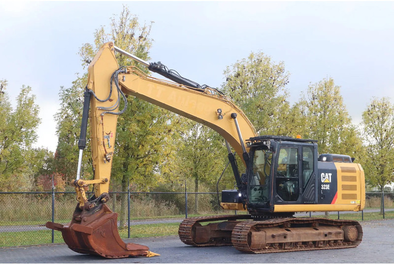 Caterpillar 323EL | 323 EL | BUCKET | QUICK COUPLER - Pelle sur chenille: photos 2 Caterpillar 323EL | 323 EL | BUCKET | QUICK COUPLER - Pelle sur chenille: photos 2