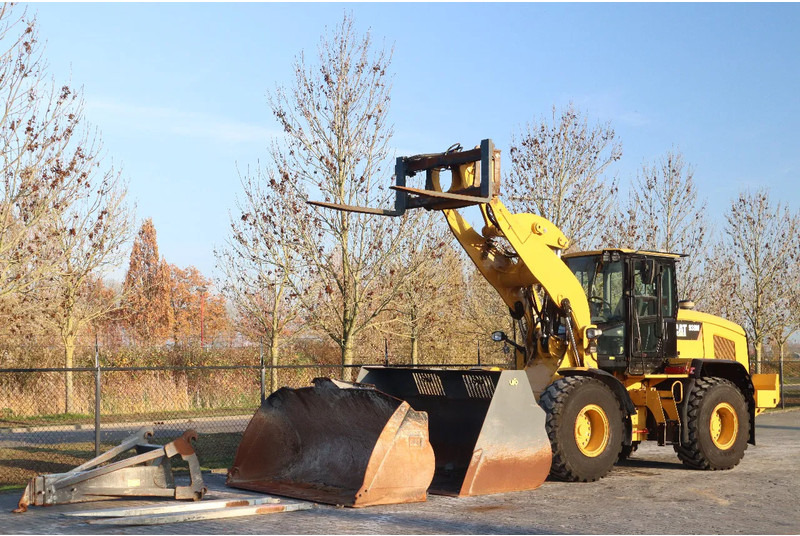 Caterpillar 938 M | 2X BUCKET | JIB | FORKS | BSS | GOOD CONDITION - Chargeuse sur pneus: photos 2 Caterpillar 938 M | 2X BUCKET | JIB | FORKS | BSS | GOOD CONDITION - Chargeuse sur pneus: photos 2