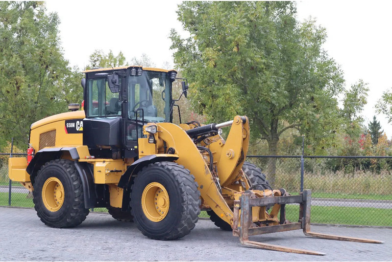 Caterpillar 938 M | 2X BUCKET | JIB | FORKS | BSS | GOOD CONDITION - Chargeuse sur pneus: photos 5 Caterpillar 938 M | 2X BUCKET | JIB | FORKS | BSS | GOOD CONDITION - Chargeuse sur pneus: photos 5