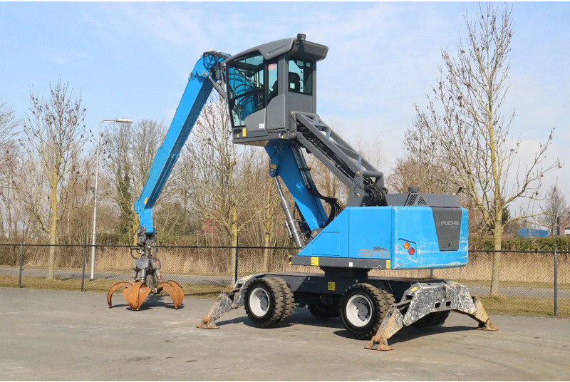 Fuchs MHL 320 | PEEL GRAB | UMSCHLAG | GOOD TIRES - Pelle de manutention: photos 3 Fuchs MHL 320 | PEEL GRAB | UMSCHLAG | GOOD TIRES - Pelle de manutention: photos 3