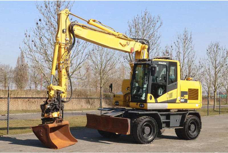 Komatsu PW160-11 | ENGCON TILTROTATOR | BUCKET | TRAILER HYDR. - Pelle sur pneus: photos 2 Komatsu PW160-11 | ENGCON TILTROTATOR | BUCKET | TRAILER HYDR. - Pelle sur pneus: photos 2