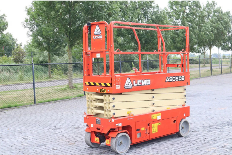 LGMG AS0808 | 10 METER | 230 KG | GS-2646 | 2646ES - Nacelle ciseaux: photos 3 LGMG AS0808 | 10 METER | 230 KG | GS-2646 | 2646ES - Nacelle ciseaux: photos 3