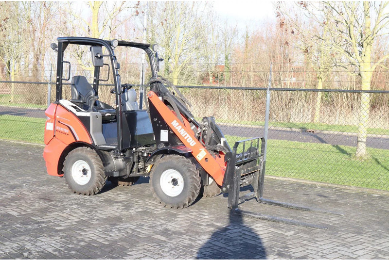 Manitou MLA 2-25 H | FORKS | QUICK COUPLER | NEW UNUSED - Chargeuse sur pneus: photos 5 Manitou MLA 2-25 H | FORKS | QUICK COUPLER | NEW UNUSED - Chargeuse sur pneus: photos 5