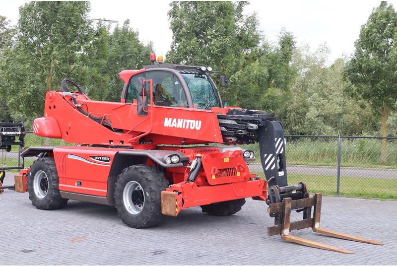 Manitou MRT2150 + S2 | REMOTE | FORKS | 3-TON WINCH - Chargeuse: photos 5 Manitou MRT2150 + S2 | REMOTE | FORKS | 3-TON WINCH - Chargeuse: photos 5