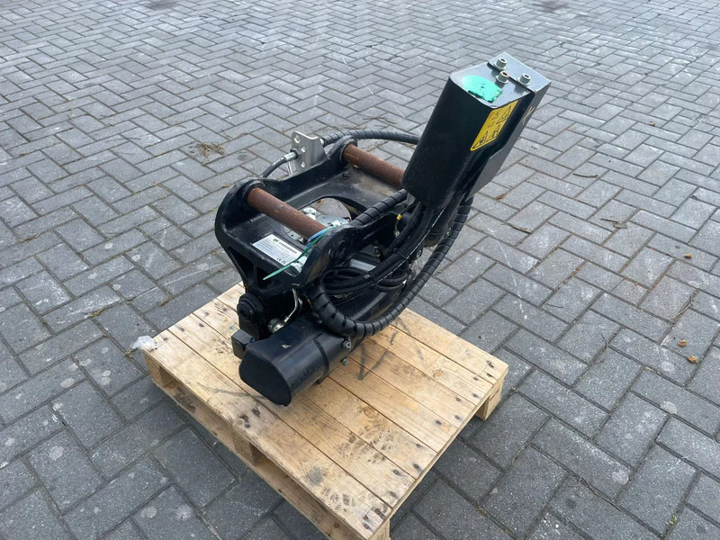 STEELWRIST X06 S40 | TILT ROTATOR | VLS | FPL | RF | NEW / UNUSED - Tiltrotator pour Engins de chantier: photos 5 STEELWRIST X06 S40 | TILT ROTATOR | VLS | FPL | RF | NEW / UNUSED - Tiltrotator pour Engins de chantier: photos 5