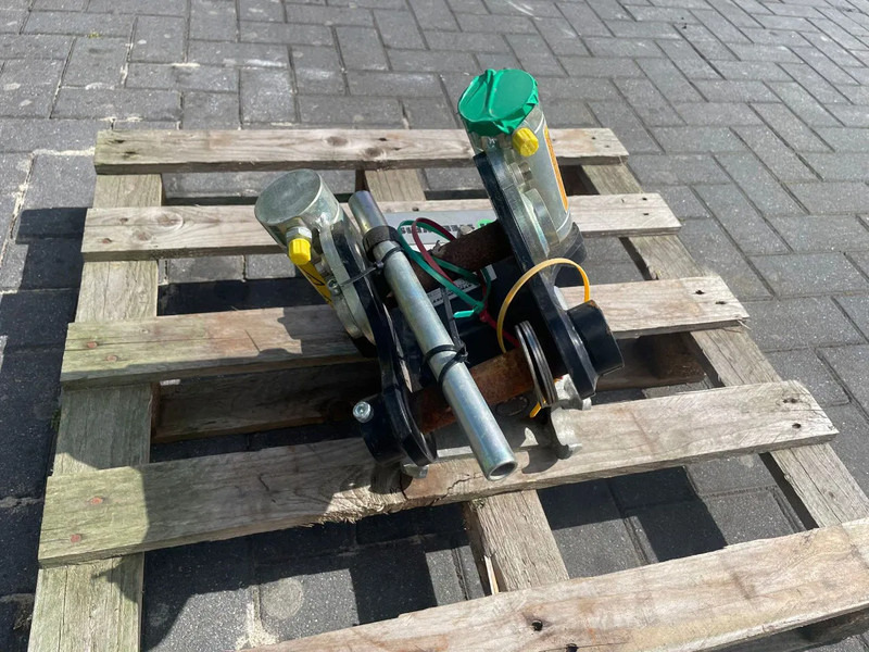 Sanderson STEELWRIST TMX S30 -180HA | TILT QUICKCOUPLER | TILTING COUPLER | NEW - Tiltrotator pour Engins de chantier: photos 4 Sanderson STEELWRIST TMX S30 -180HA | TILT QUICKCOUPLER | TILTING COUPLER | NEW - Tiltrotator pour Engins de chantier: photos 4