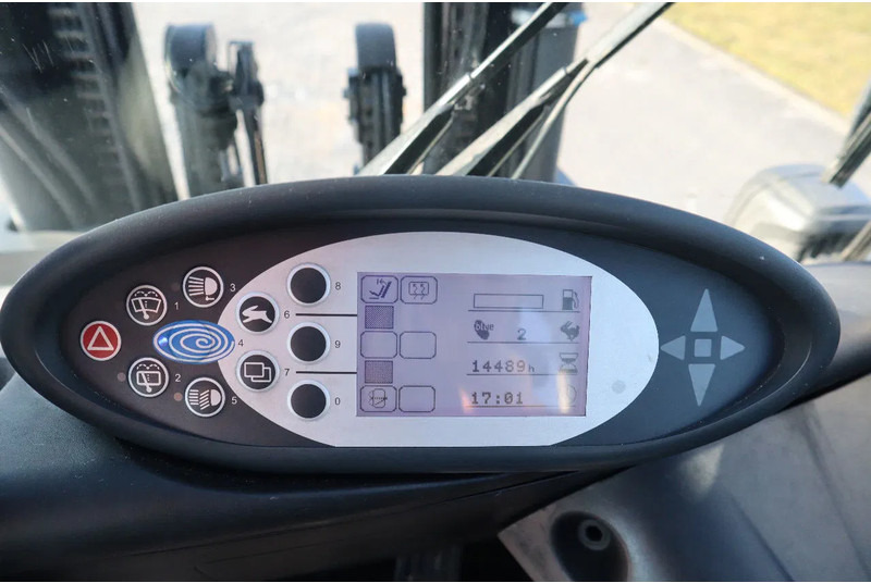 Chariot élévateur diesel Still RX 70-50 /600 | TRIPLEX | FORK EXT. | SIDESHIFT: photos 18 Chariot élévateur diesel Still RX 70-50 /600 | TRIPLEX | FORK EXT. | SIDESHIFT: photos 18