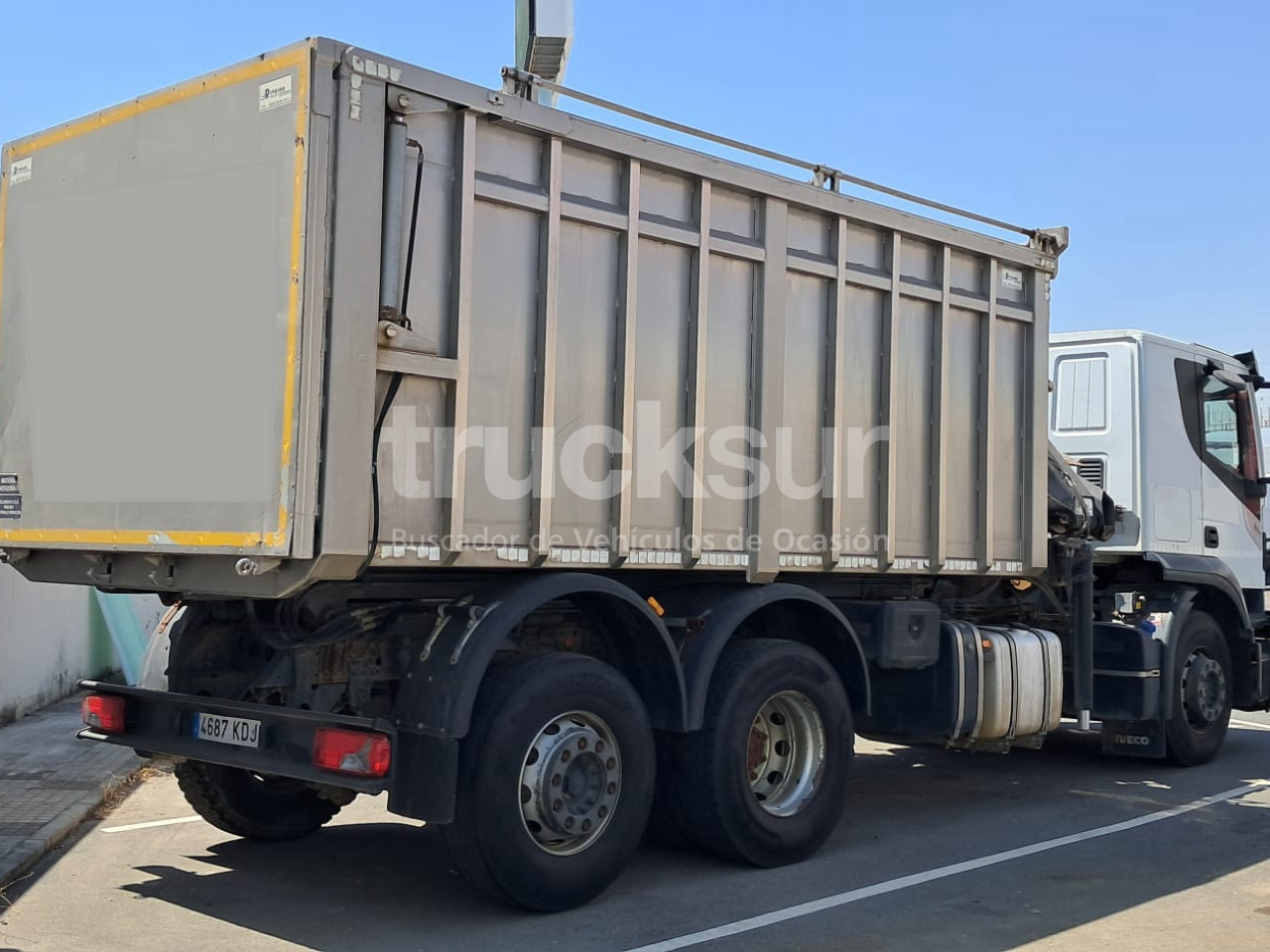 IVECO AT260SY/PS 360CV ejes 6x2*4 - Camion benne, Camion grue: photos 2 IVECO AT260SY/PS 360CV ejes 6x2*4 - Camion benne, Camion grue: photos 2