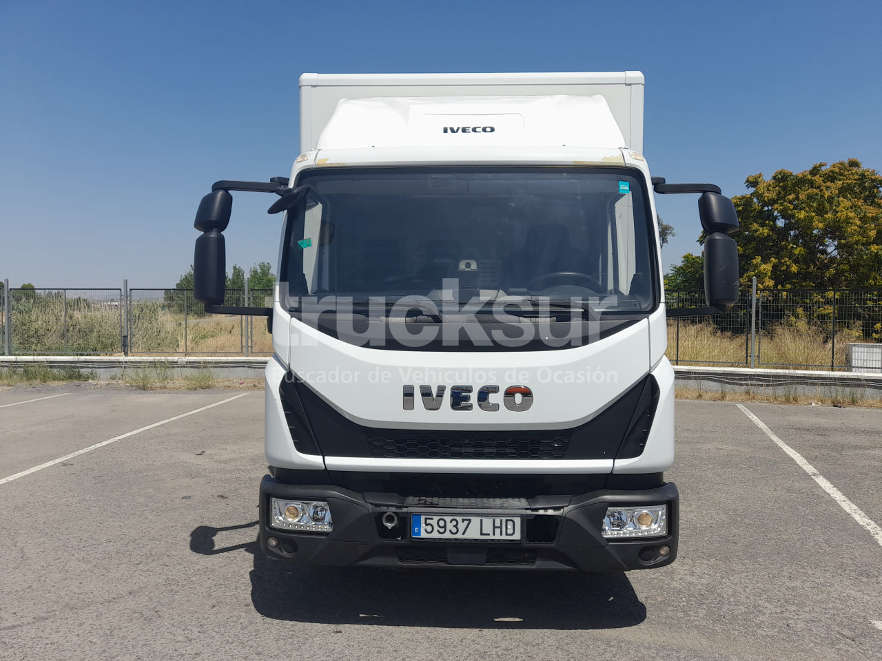IVECO EUROCARGO 210.75 P/E - Camion fourgon: photos 2 IVECO EUROCARGO 210.75 P/E - Camion fourgon: photos 2