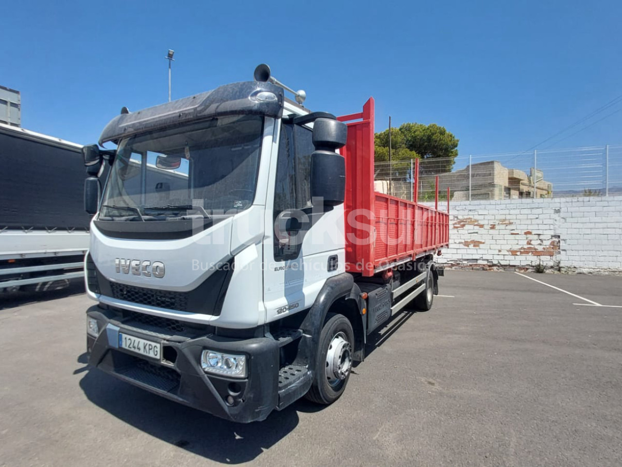 IVECO EUROCARGO 250.123 - Camion benne: photos 1 IVECO EUROCARGO 250.123 - Camion benne: photos 1