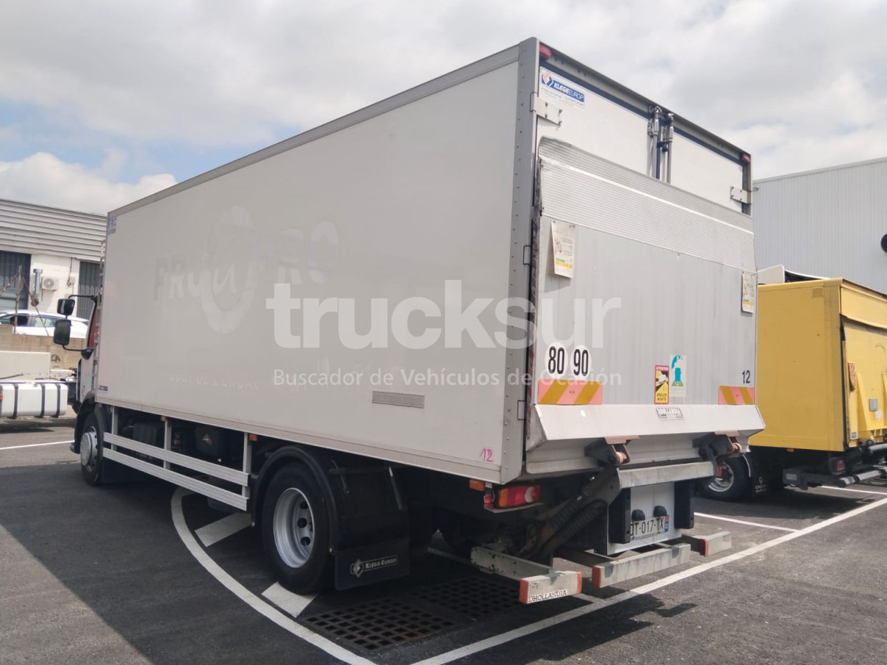 RENAULT D280 - Camion frigorifique: photos 3 RENAULT D280 - Camion frigorifique: photos 3