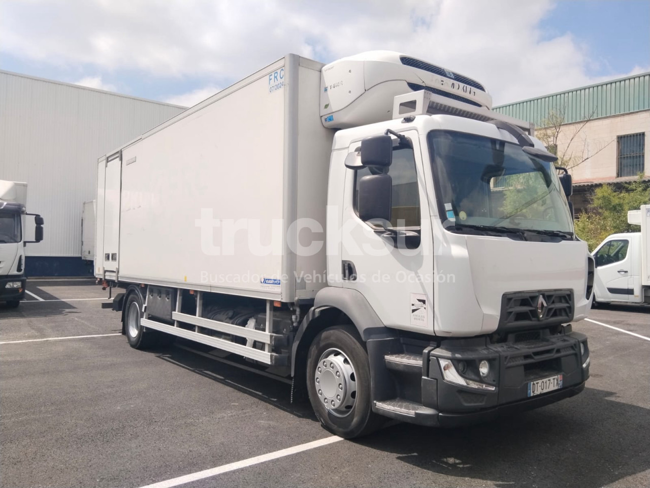 RENAULT D280 - Camion frigorifique: photos 2 RENAULT D280 - Camion frigorifique: photos 2