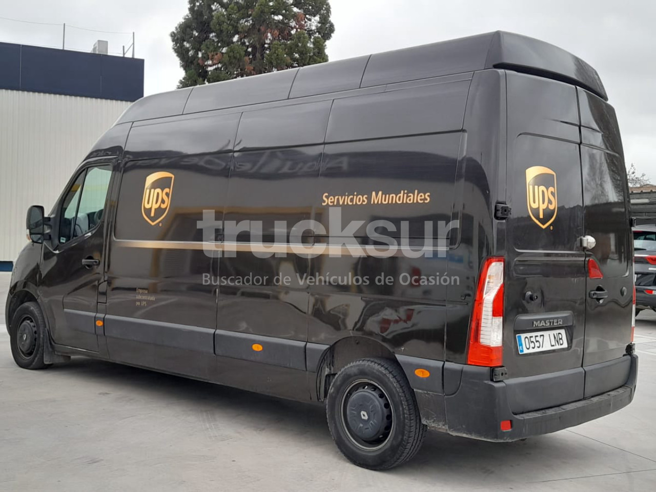 RENAULT MASTER 150.35 - Fourgon grand volume: photos 3 RENAULT MASTER 150.35 - Fourgon grand volume: photos 3