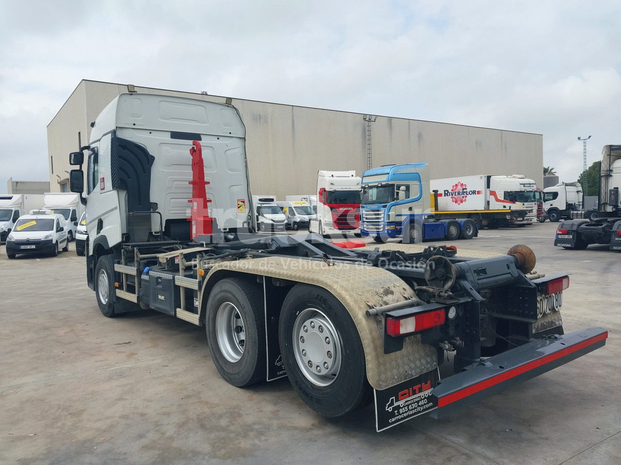 RENAULT T480.26 - Camion ampliroll: photos 4 RENAULT T480.26 - Camion ampliroll: photos 4