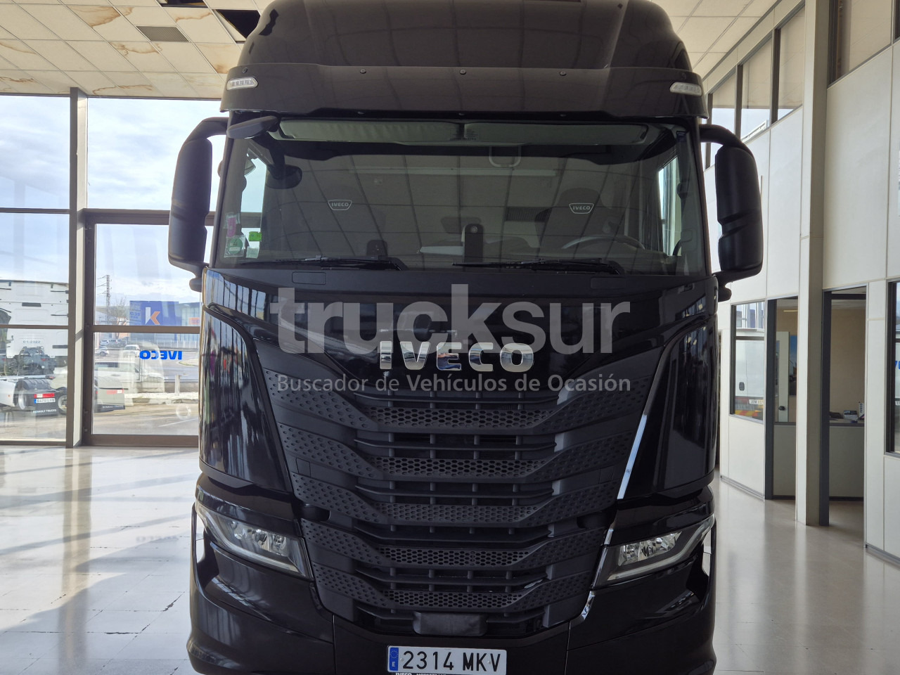 IVECO S-WAY AS440S46T/P - Tracteur routier: photos 2 IVECO S-WAY AS440S46T/P - Tracteur routier: photos 2