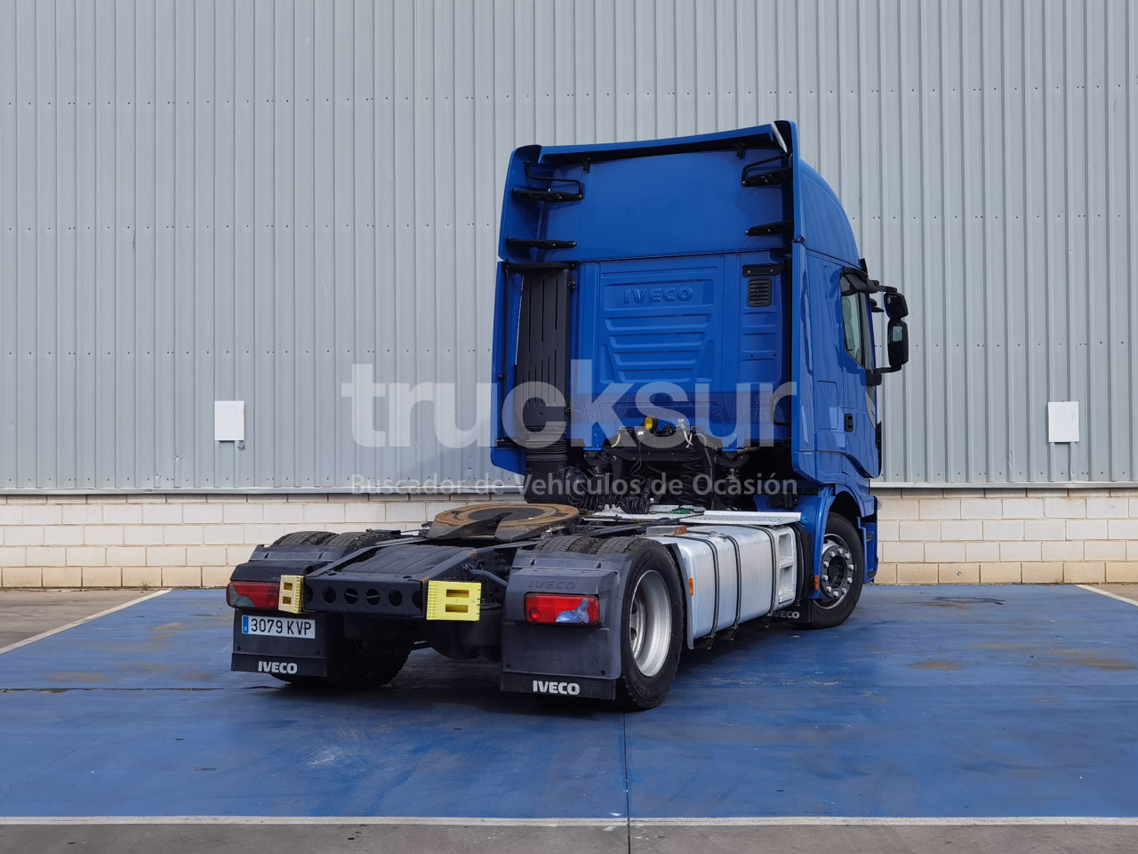 IVECO STRALIS AS440S46T/P HI-WAY - Tracteur routier: photos 4 IVECO STRALIS AS440S46T/P HI-WAY - Tracteur routier: photos 4