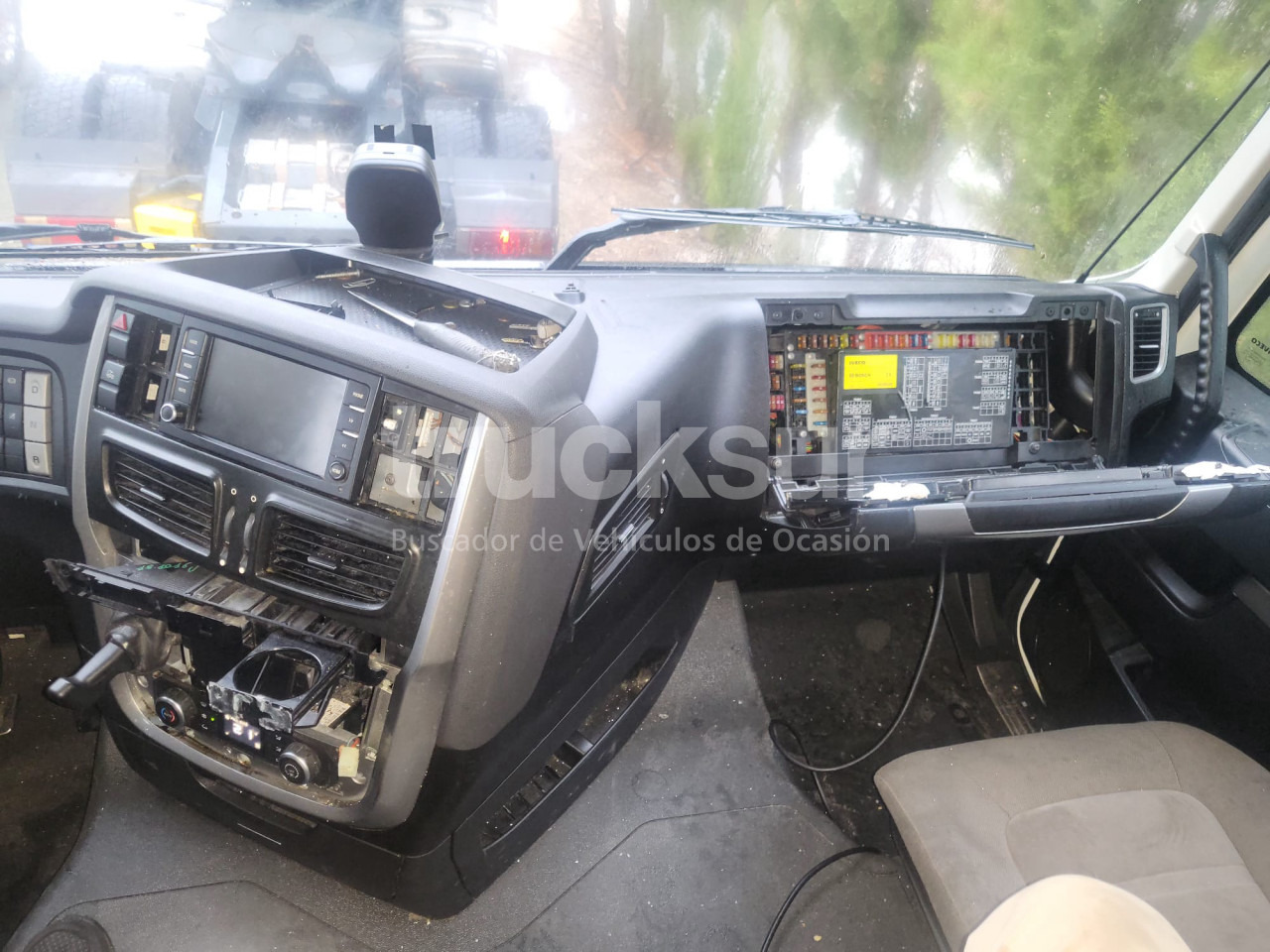 IVECO STRALIS AS440S50 T/P - Tracteur routier: photos 2 IVECO STRALIS AS440S50 T/P - Tracteur routier: photos 2