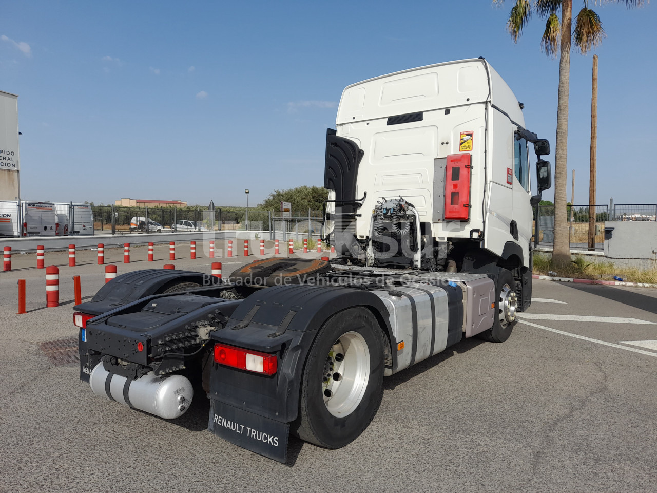 RENAULT T480 SLEEPER CAB - Tracteur routier: photos 5 RENAULT T480 SLEEPER CAB - Tracteur routier: photos 5