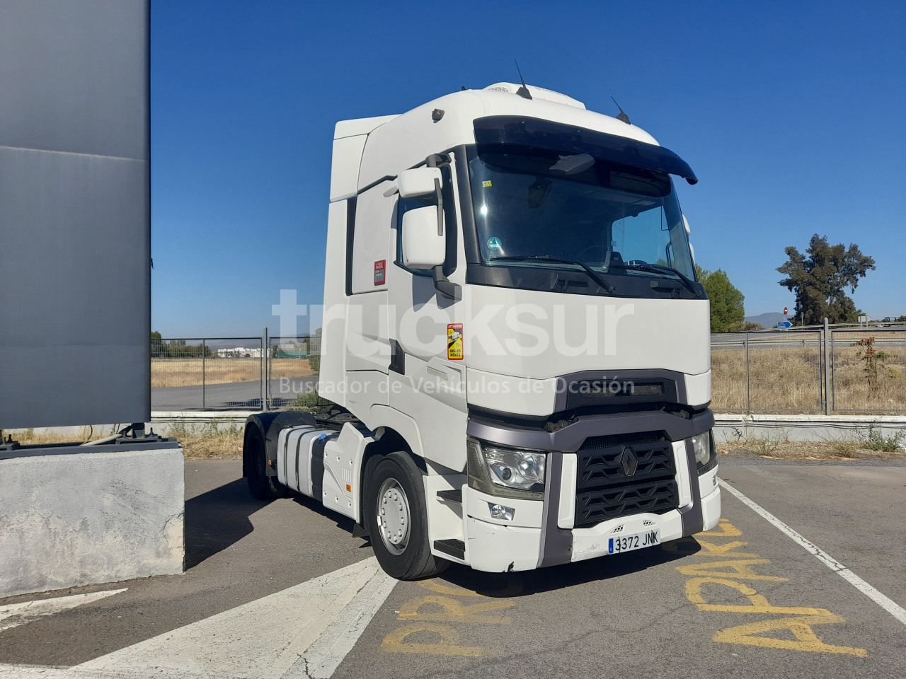 RENAULT T520 HIGH SLEEPER CAB - Tracteur routier: photos 2 RENAULT T520 HIGH SLEEPER CAB - Tracteur routier: photos 2