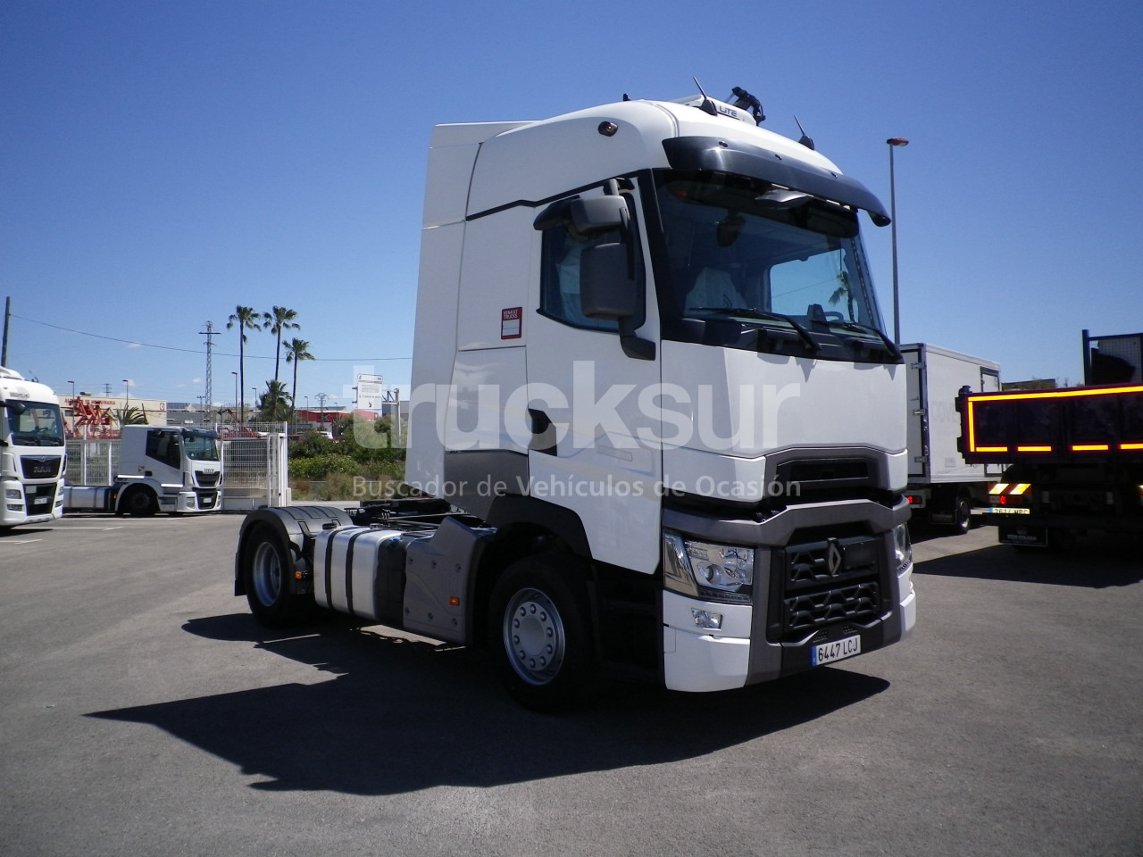 RENAULT T520 HIGH SLEEPER CAB - Tracteur routier: photos 3 RENAULT T520 HIGH SLEEPER CAB - Tracteur routier: photos 3