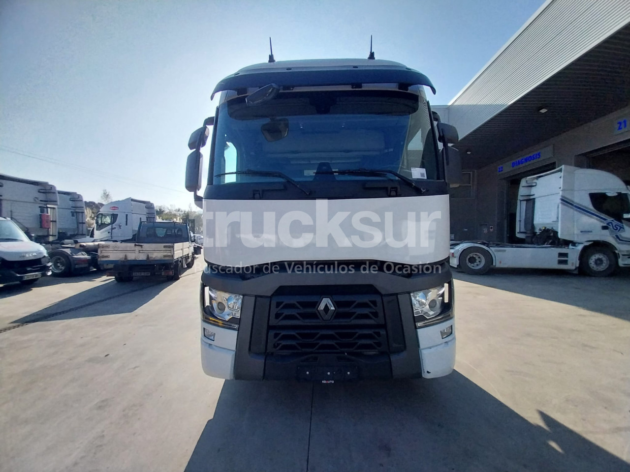 RENAULT T520 SLEEPER CAB - Tracteur routier: photos 1 RENAULT T520 SLEEPER CAB - Tracteur routier: photos 1