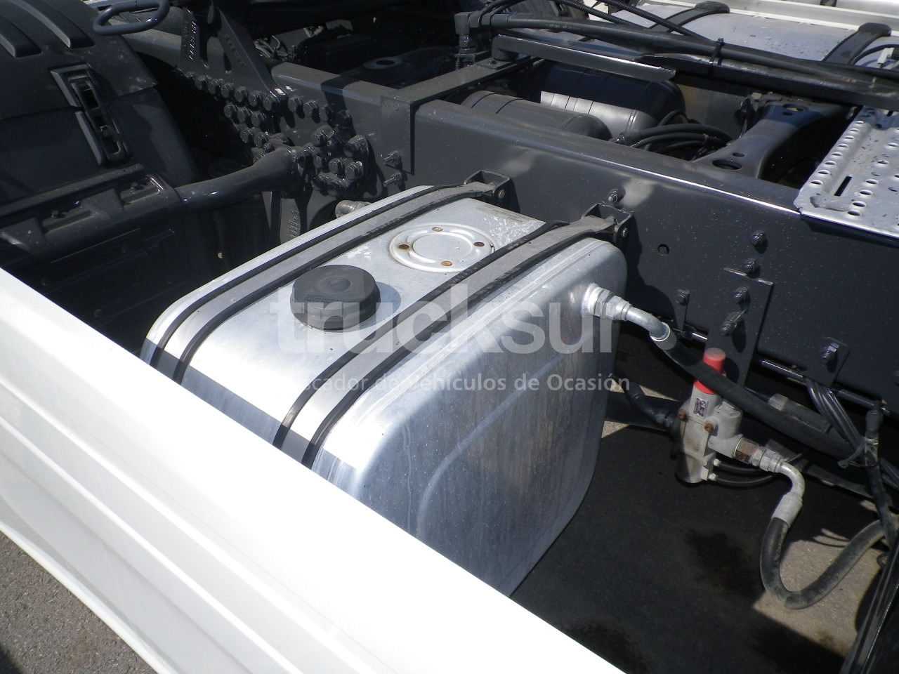 Tracteur routier SCANIA R490: photos 8 Tracteur routier SCANIA R490: photos 8