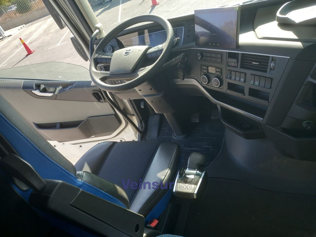 VOLVO FH5 I-SAVE - Tracteur routier: photos 2 VOLVO FH5 I-SAVE - Tracteur routier: photos 2