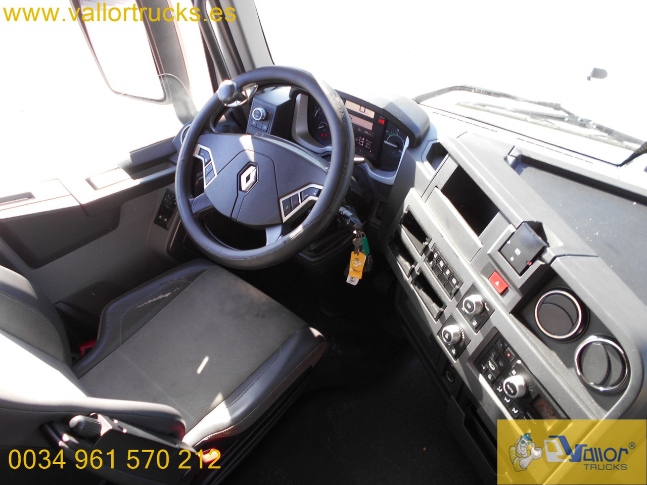 RENAULT T460 - Camion à rideaux coulissants: photos 5 RENAULT T460 - Camion à rideaux coulissants: photos 5