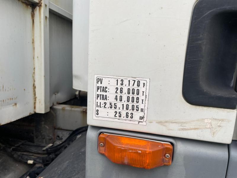 DAF CF 360 - Camion plateau: photos 4 DAF CF 360 - Camion plateau: photos 4