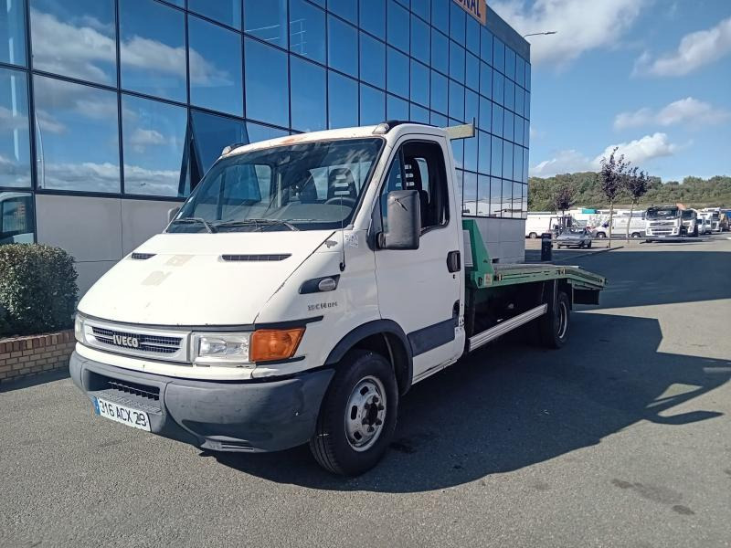 Iveco 35C14HPI - Remorqueuse: photos 1 Iveco 35C14HPI - Remorqueuse: photos 1