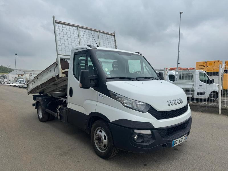 Iveco Daily 35C15 - Utilitaire benne: photos 3 Iveco Daily 35C15 - Utilitaire benne: photos 3