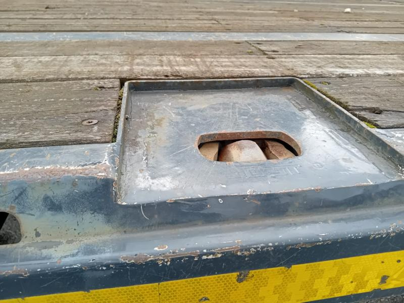 Kässbohrer - Semi-remorque plateau: photos 4 Kässbohrer - Semi-remorque plateau: photos 4