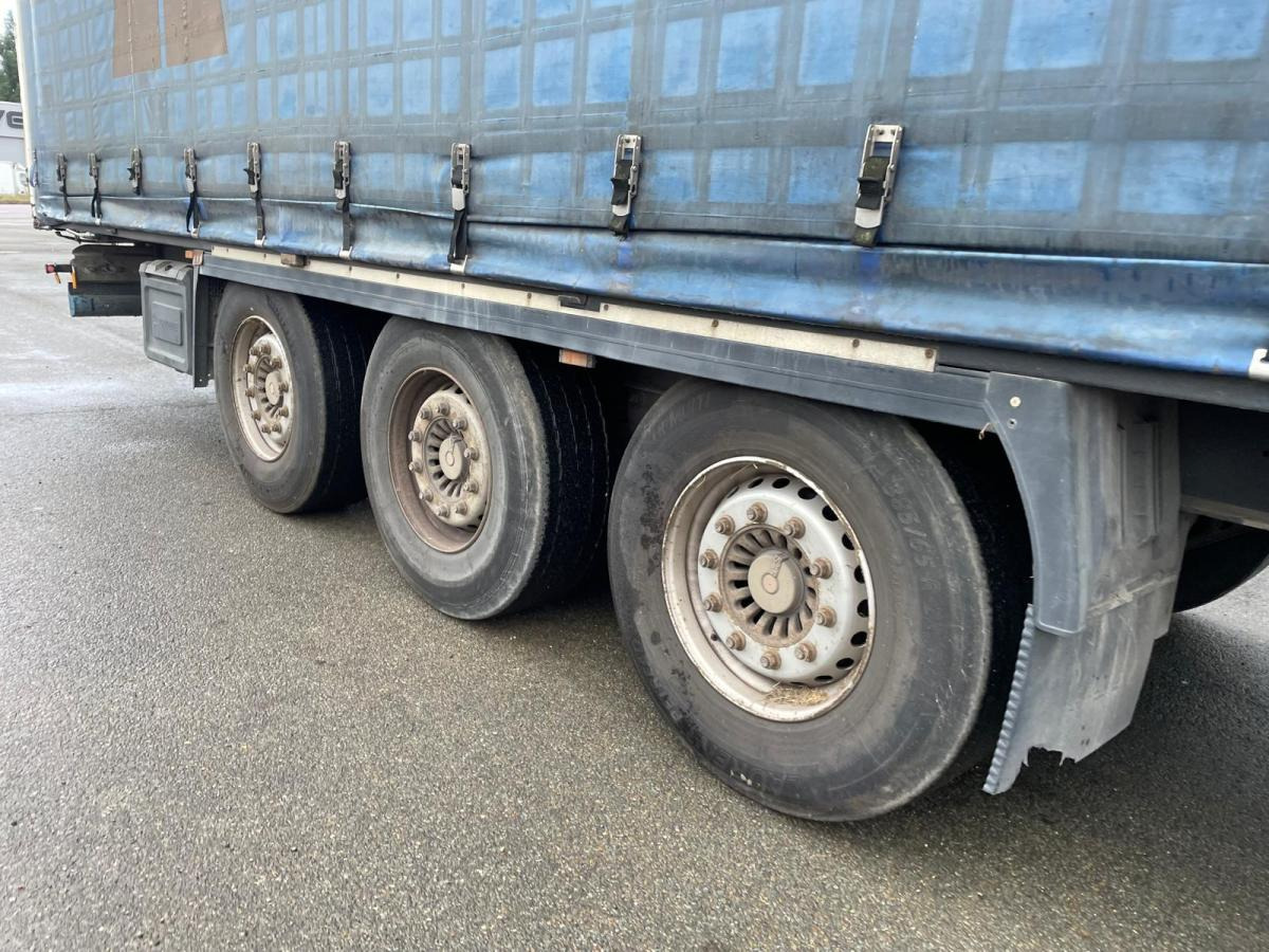 Krone - Semi-remorque rideaux coulissants: photos 5 Krone - Semi-remorque rideaux coulissants: photos 5